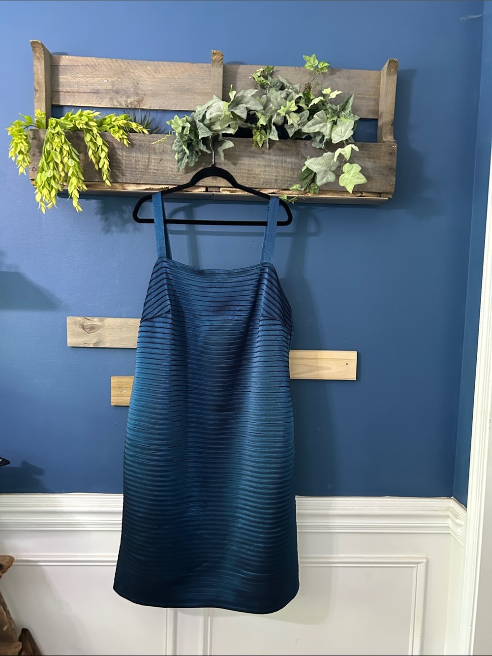 R&M Richards iridescent blue/green cocktail Dress EUC Sz 22W